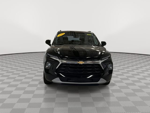 Certified 2024 Chevrolet Blazer LT w/ Convenience Package FWD image 3