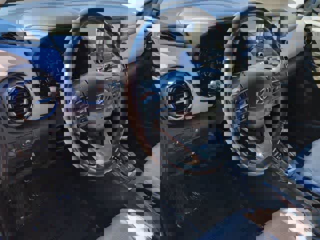 Used 2021 Hyundai Kona Limited w/ Cargo Package image 10