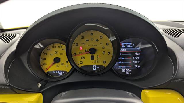 Used 2018 Porsche 718 Boxster RWD image 19