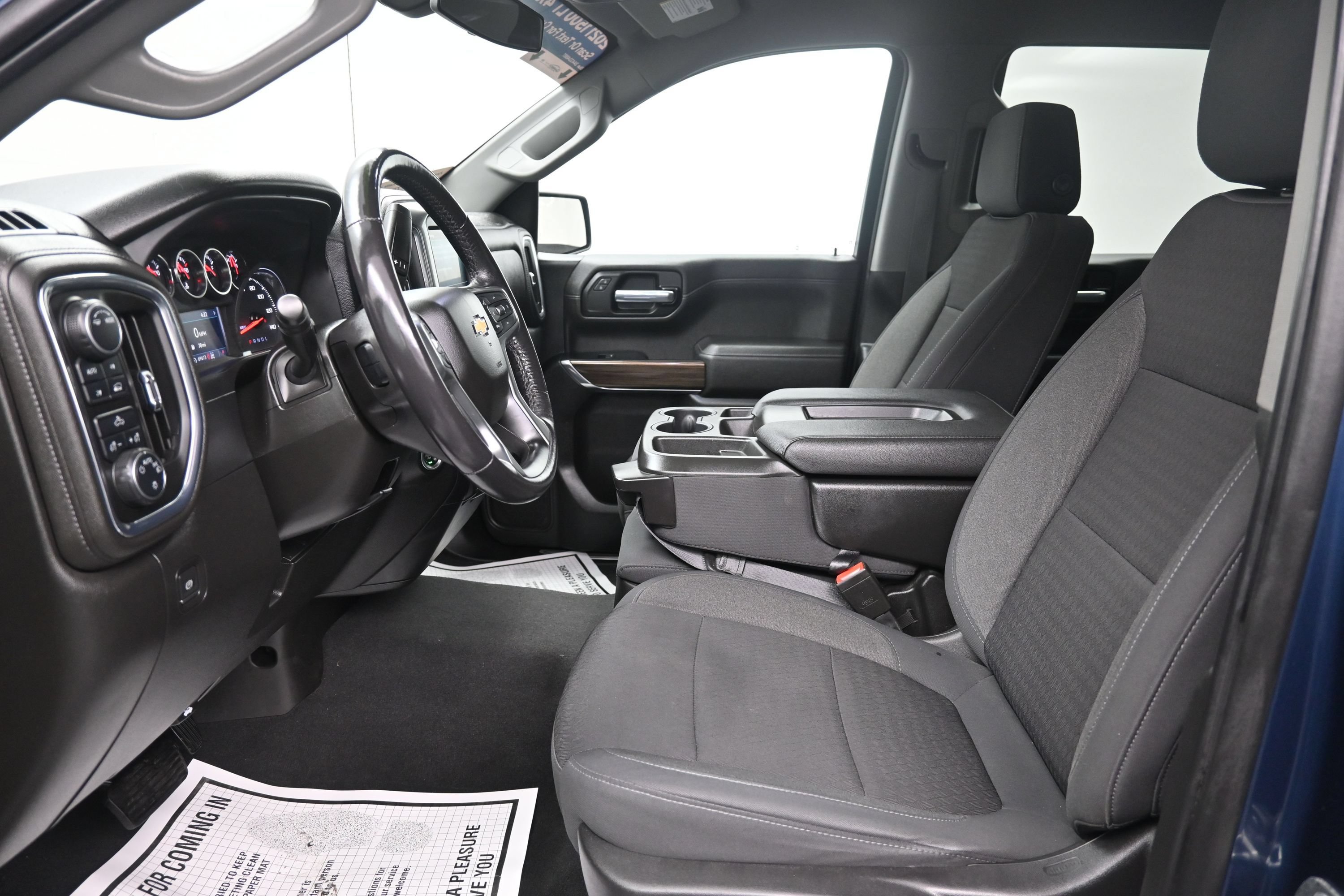 Used 2021 Chevrolet Silverado 1500 LT AWD/4WD image 14