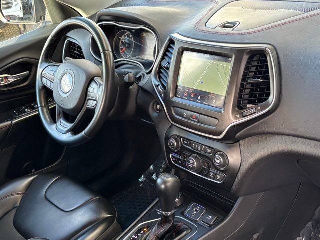 Used 2020 Jeep Cherokee Trailhawk w/ Comfort/Convenience Group image 27