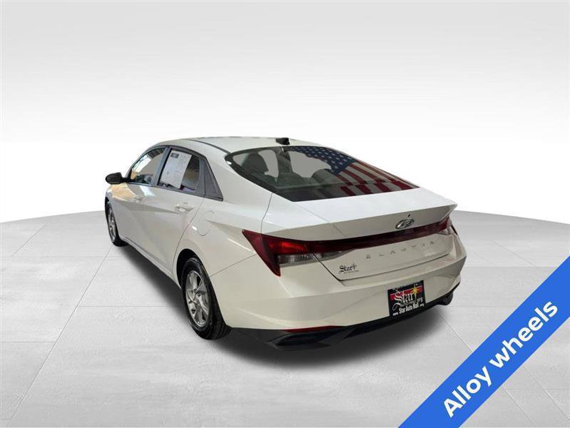 Used 2021 Hyundai Elantra SE FWD image 7