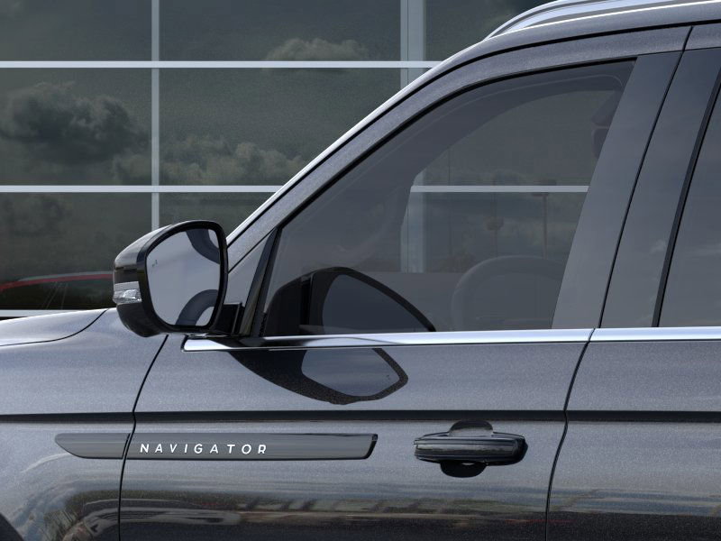 New 2025 Lincoln Navigator L Black Label image 20