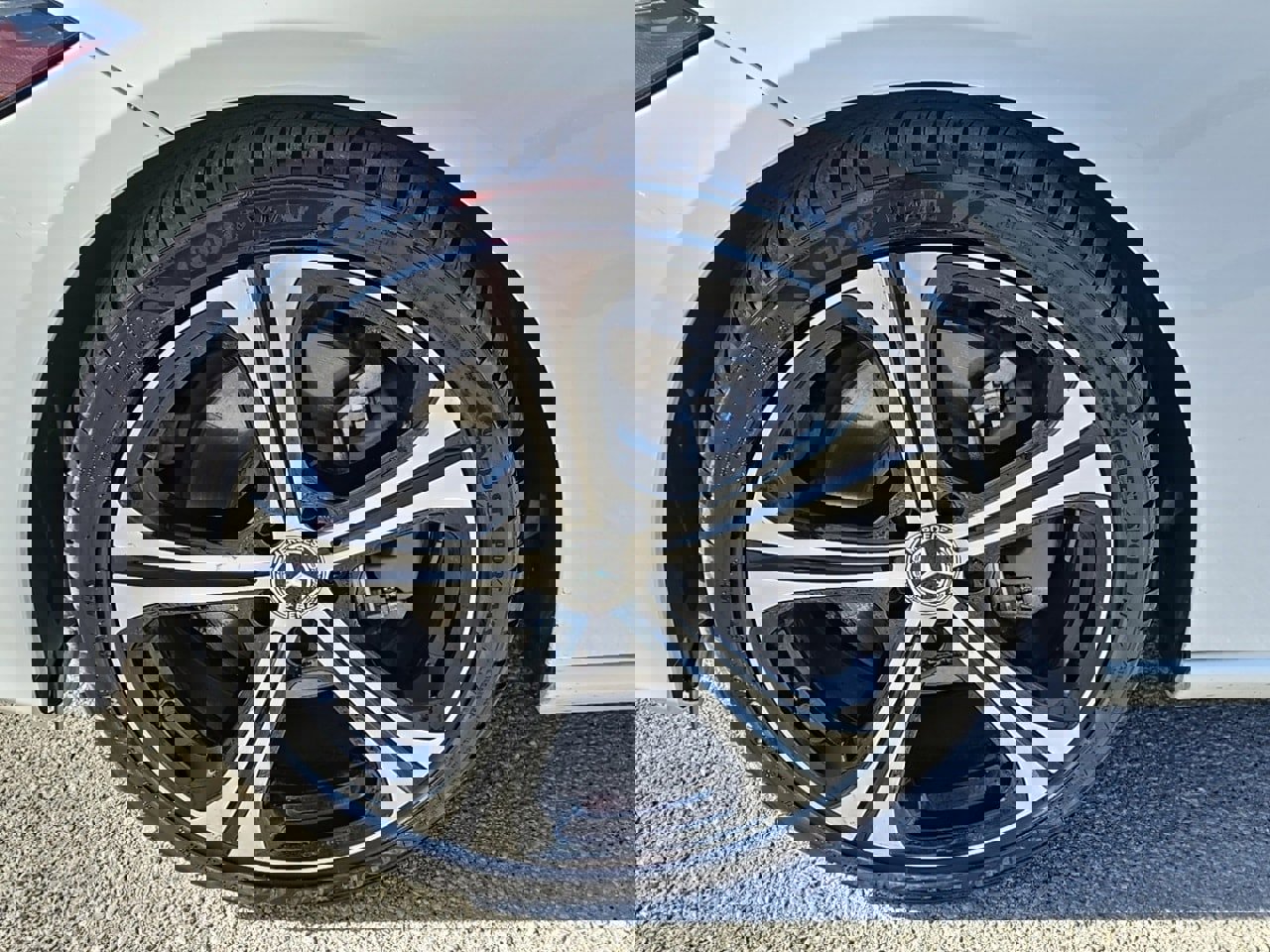 Used 2023 Mercedes-Benz C 300 4MATIC Sedan image 7