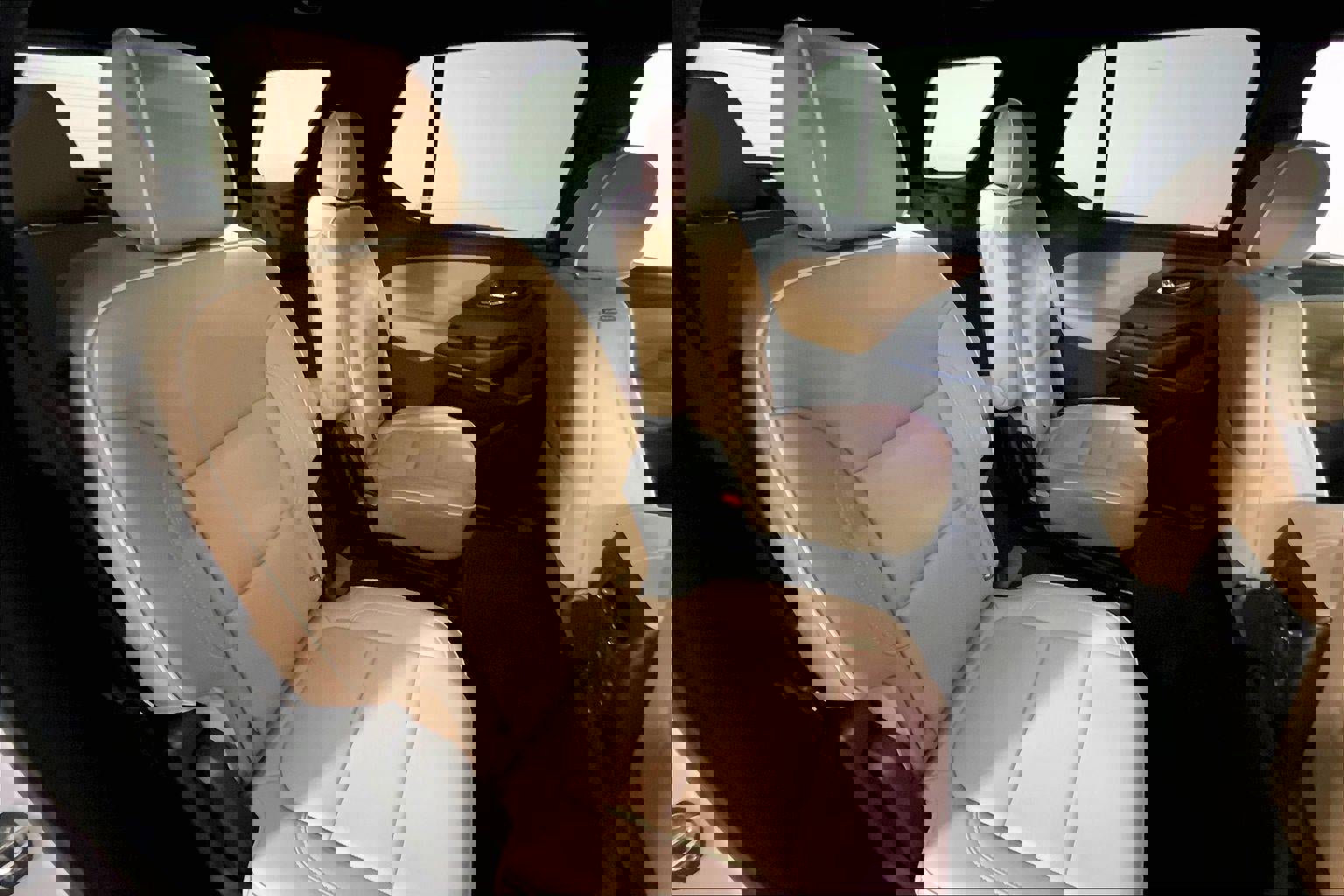 Used 2023 Chevrolet Traverse Premier image 23