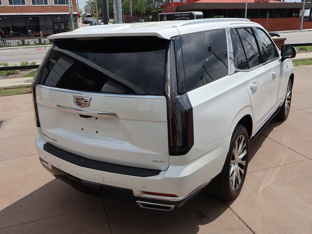 Certified 2025 Cadillac Escalade Premium Luxury Platinum image 5