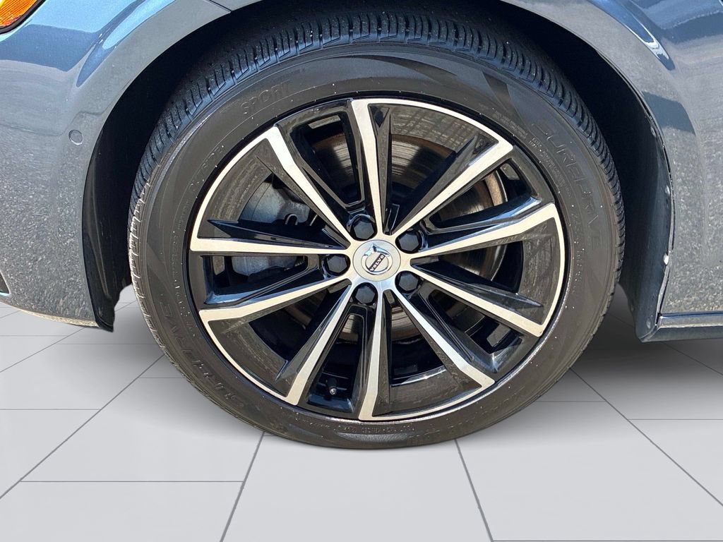 Used 2023 Volvo S60 T8 Plus AWD/4WD image 12