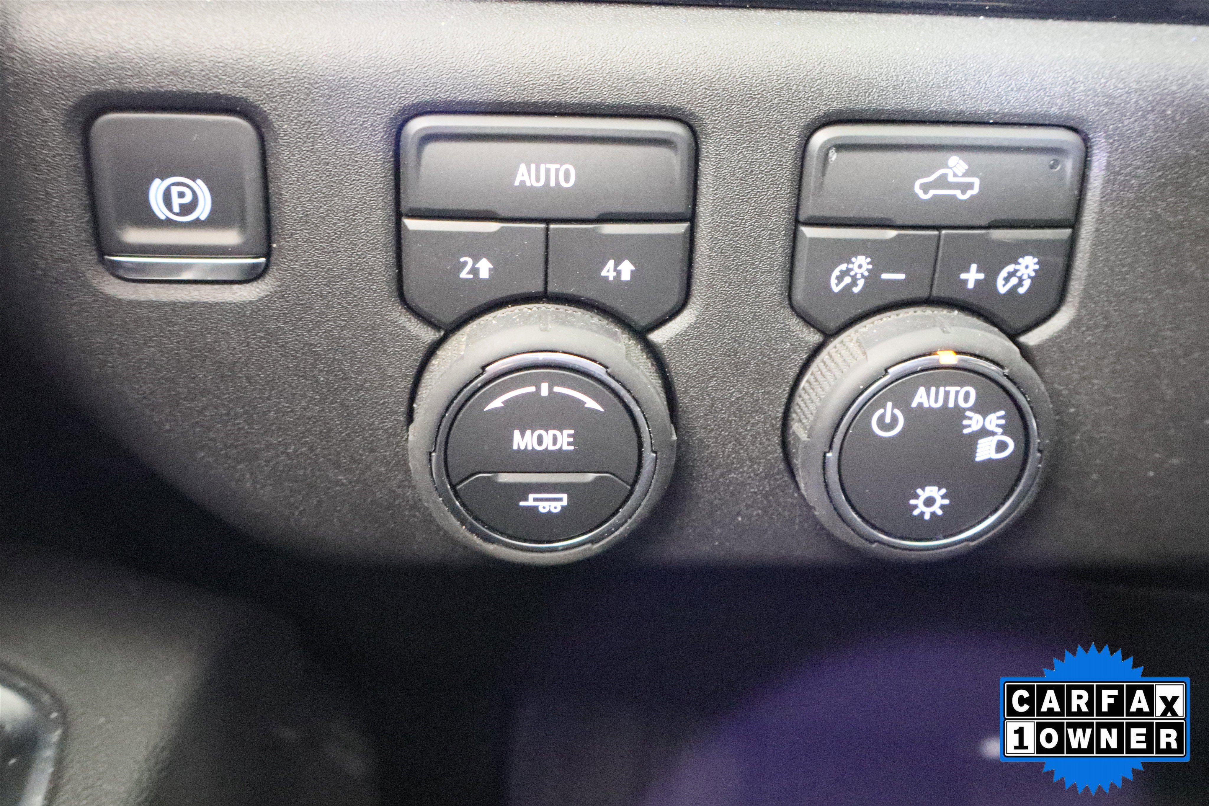 Used 2026 Chevrolet Silverado 1500 LT w/ Leather Package AWD/4WD image 32