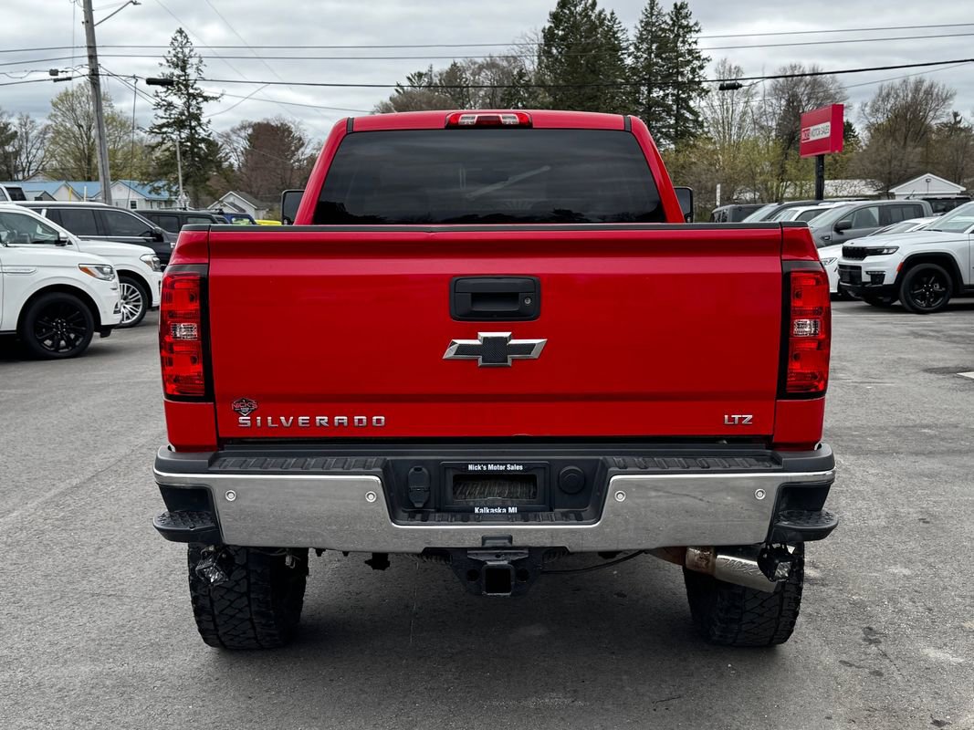 Used 2015 Chevrolet Silverado 2500 LTZ w/ Duramax Plus Package AWD/4WD image 5
