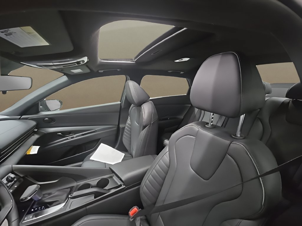 New 2026 Hyundai Elantra SEL Sport FWD image 38