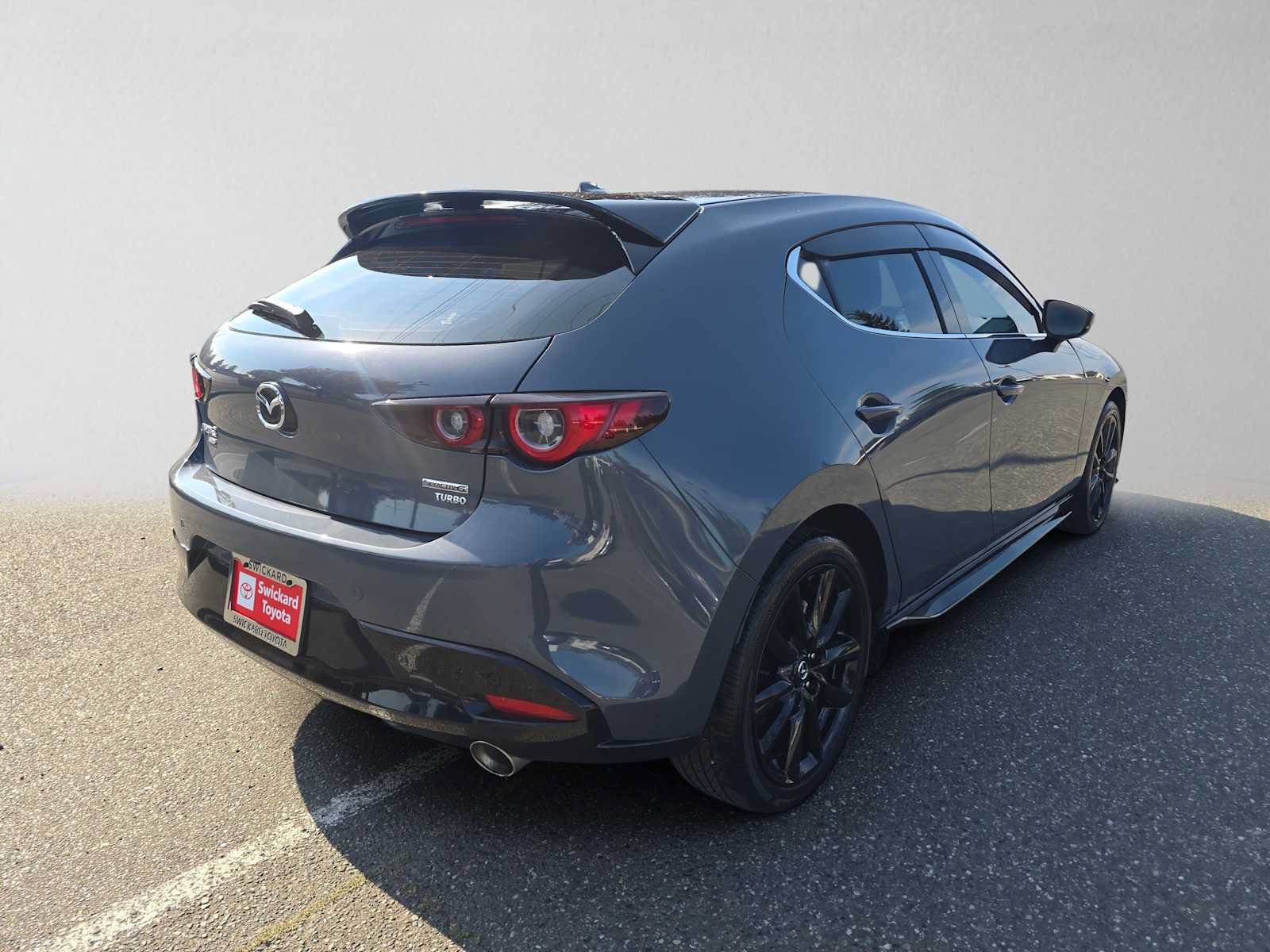 Used 2024 MAZDA MAZDA3 Hatchback w/Premium Plus Pkg AWD/4WD image 3