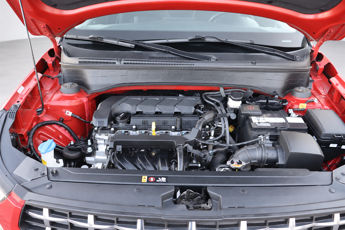 Used 2022 Hyundai Venue Limited FWD image 41
