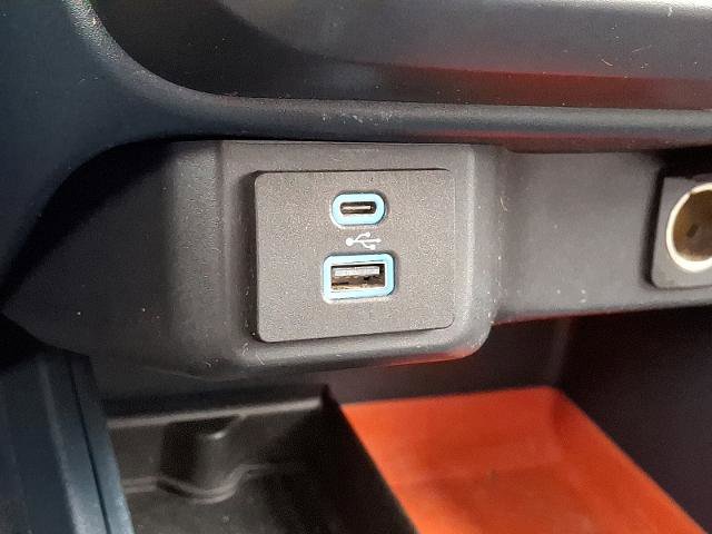 Certified 2022 Ford Maverick XLT w/ XLT Luxury Package image 23