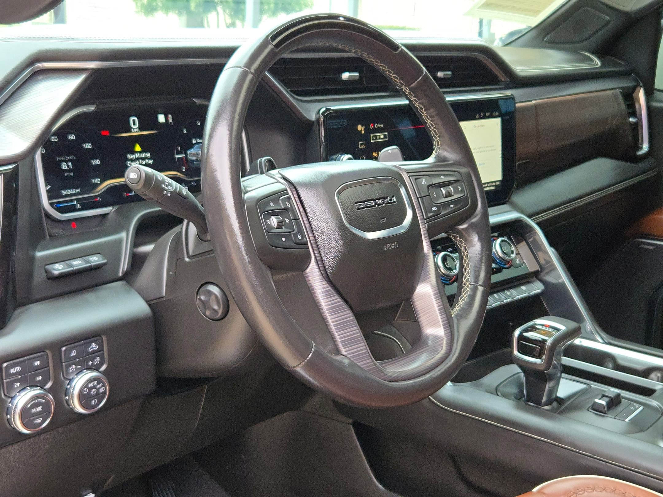 Used 2022 GMC Sierra 1500 Denali Ultimate AWD/4WD image 11