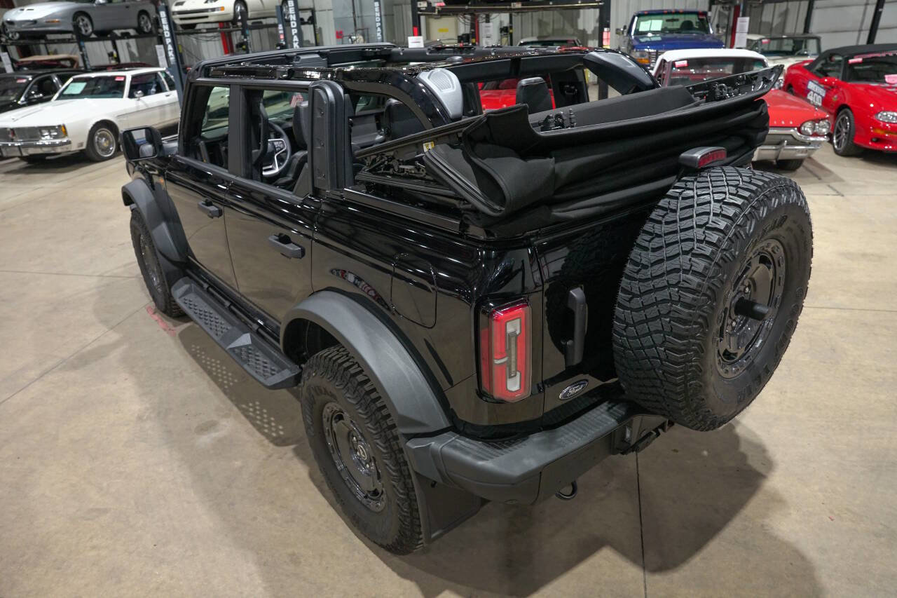 Used 2024 Ford Bronco Badlands image 16