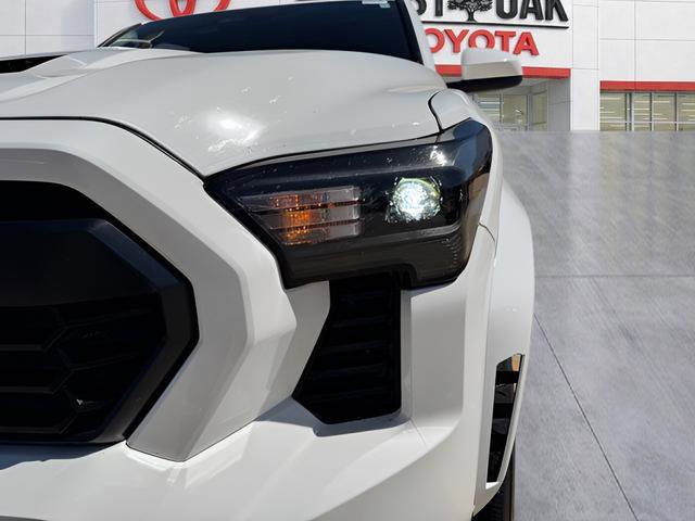 Used 2024 Toyota Tacoma TRD Sport image 35