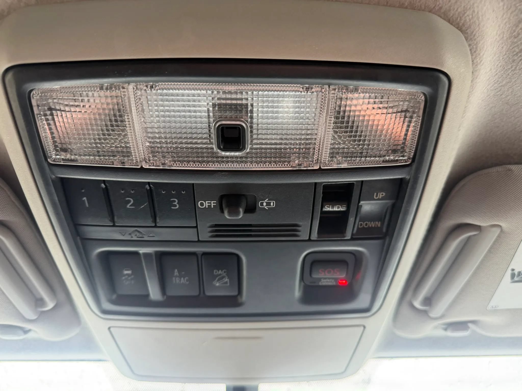 Used 2017 Toyota 4Runner Limited AWD/4WD image 21