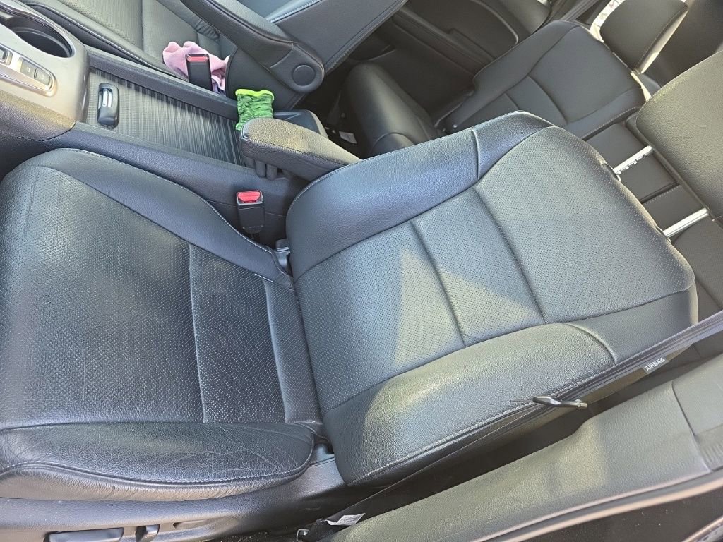 Used 2023 Honda Passport EX-L image 10