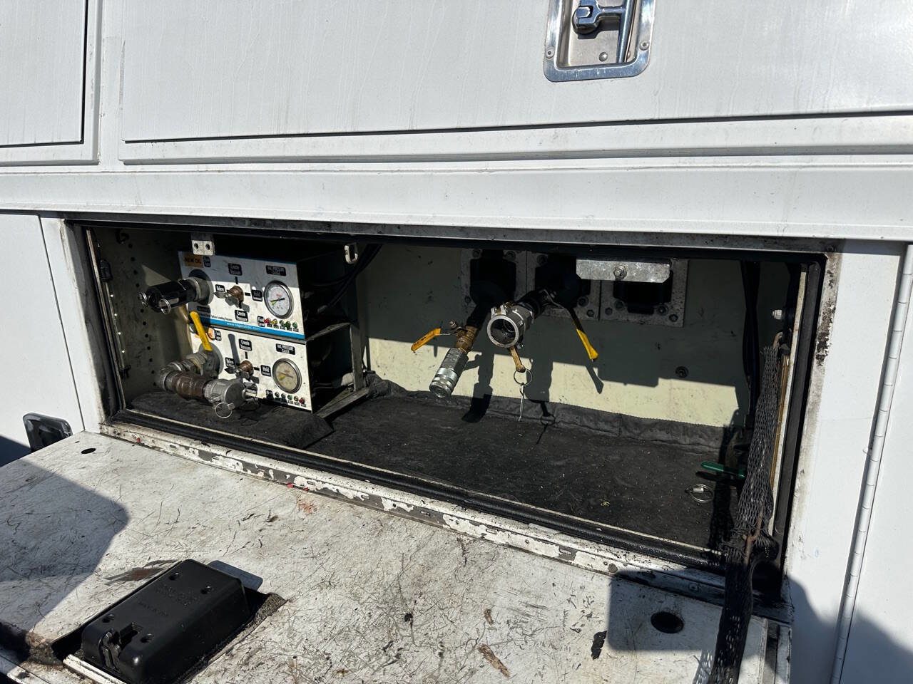 Used 2015 Freightliner Sprinter 3500 w/ Suspension Package I image 25