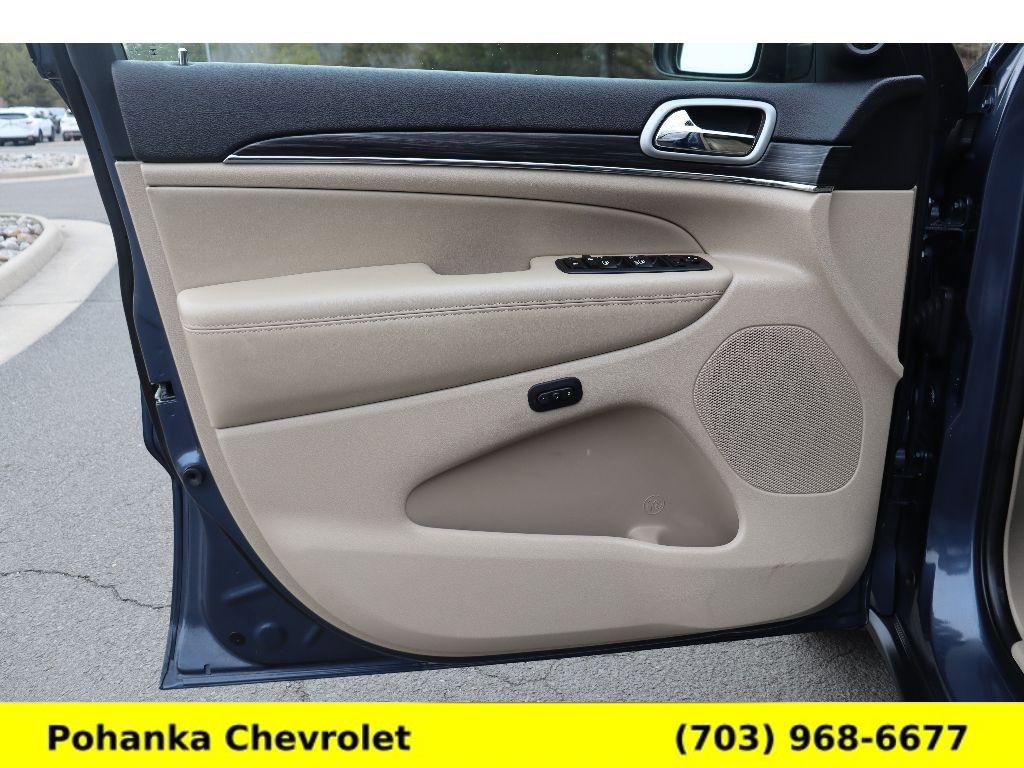 Used 2019 Jeep Grand Cherokee Limited image 26