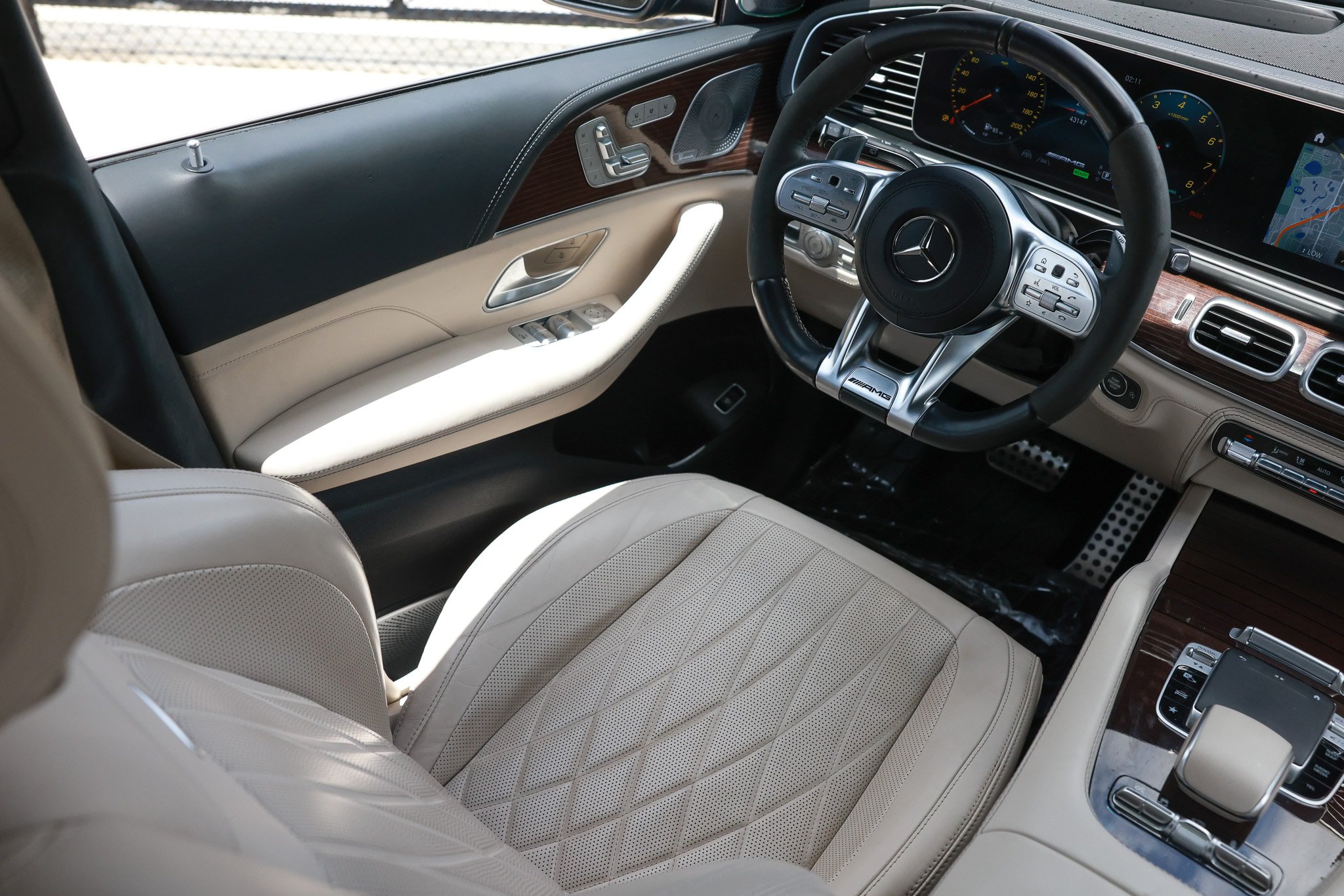 Used 2021 Mercedes-Benz GLS 63 AMG 4MATIC image 27