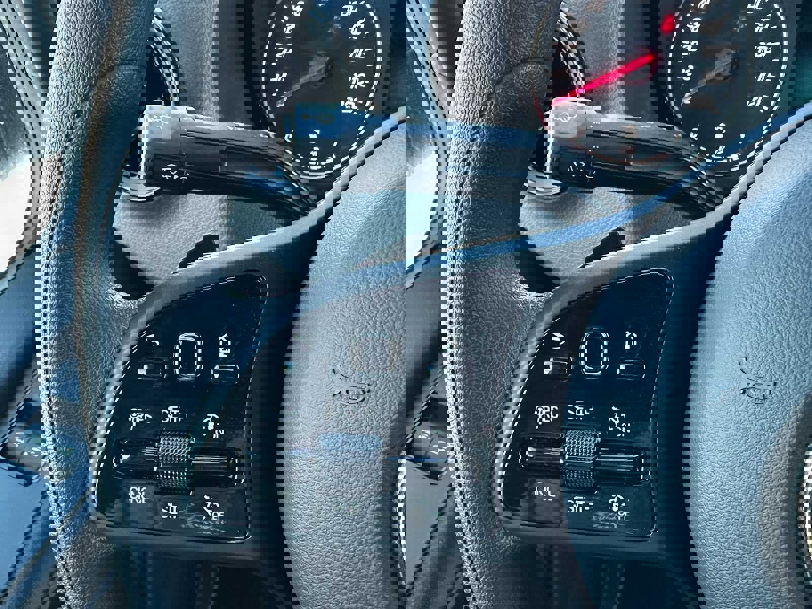 Used 2024 Mercedes-Benz Sprinter 2500 image 34