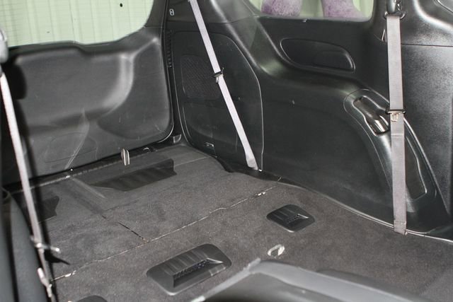 Used 2021 Chrysler Pacifica Touring-L w/ Uconnect Theater Family Group FWD image 26