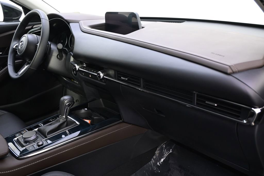 Certified 2025 MAZDA CX-30 AWD 2.5 S w/ Premium Package image 15