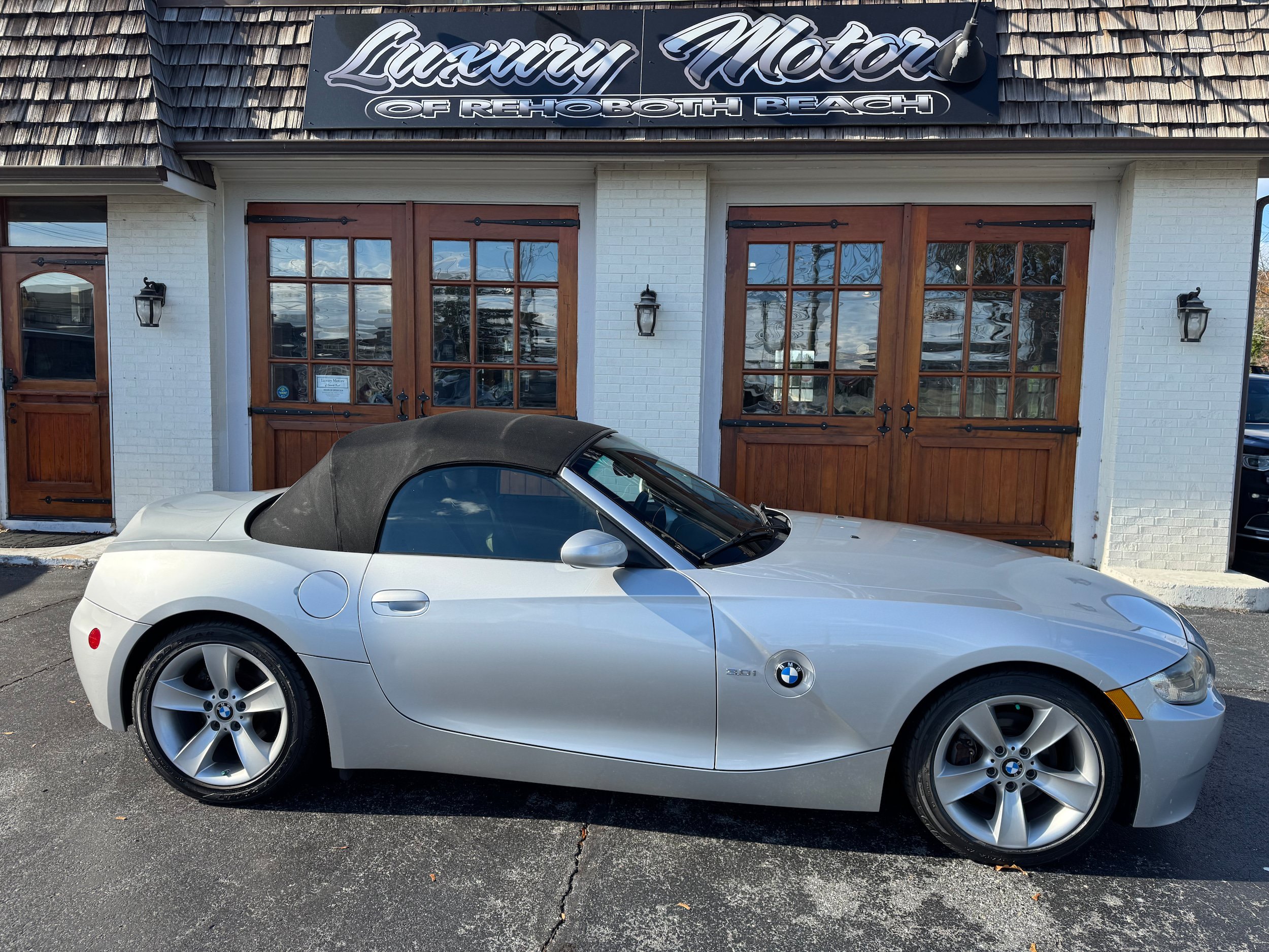 Used 2006 BMW Z4 3.0i RWD image 13