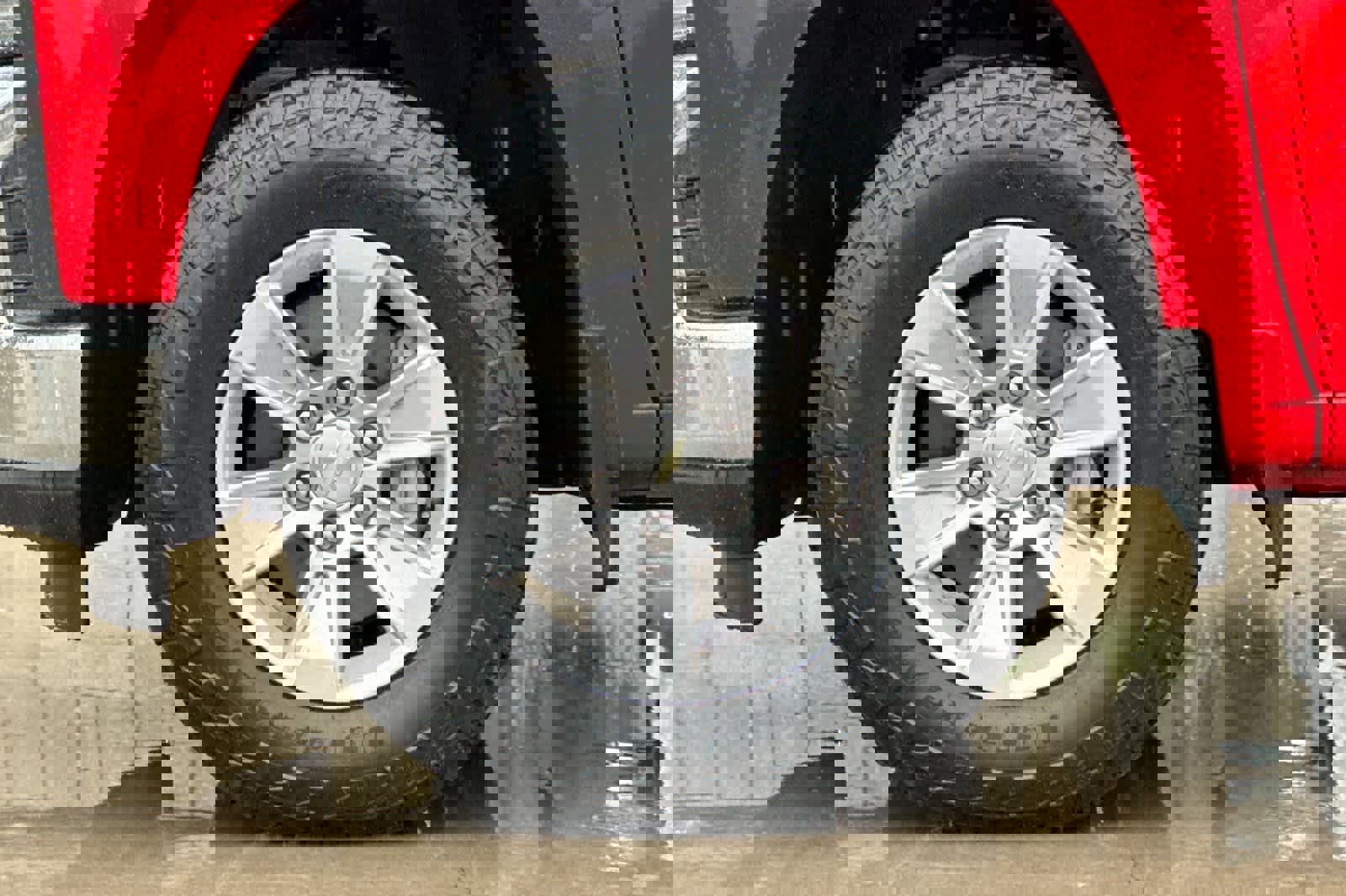 Used 2020 Chevrolet Silverado 1500 LT w/ Texas Edition image 26