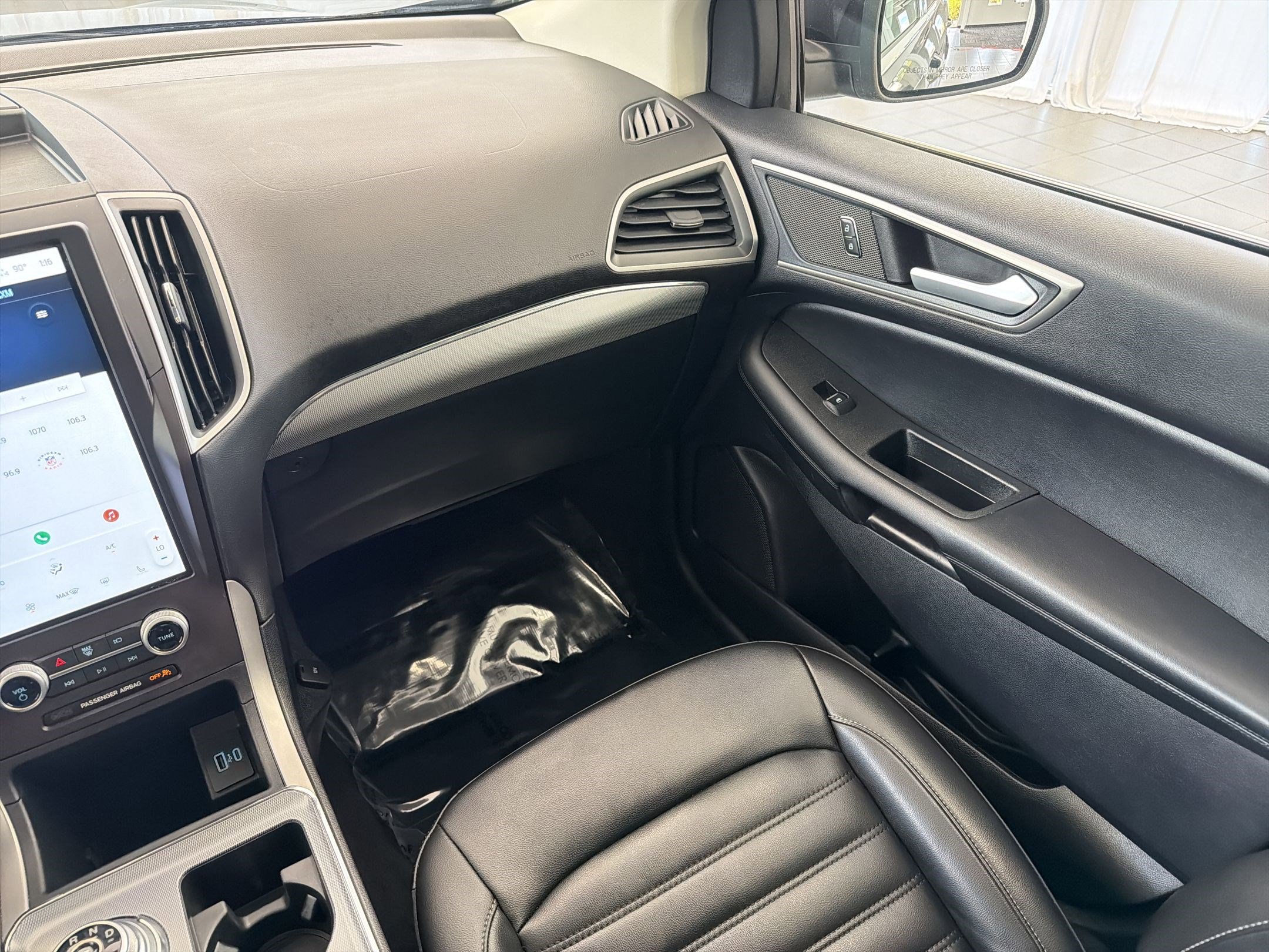 Used 2021 Ford Edge SEL w/ Convenience Package image 28