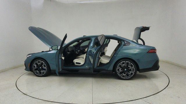 Used 2024 BMW 530i image 72