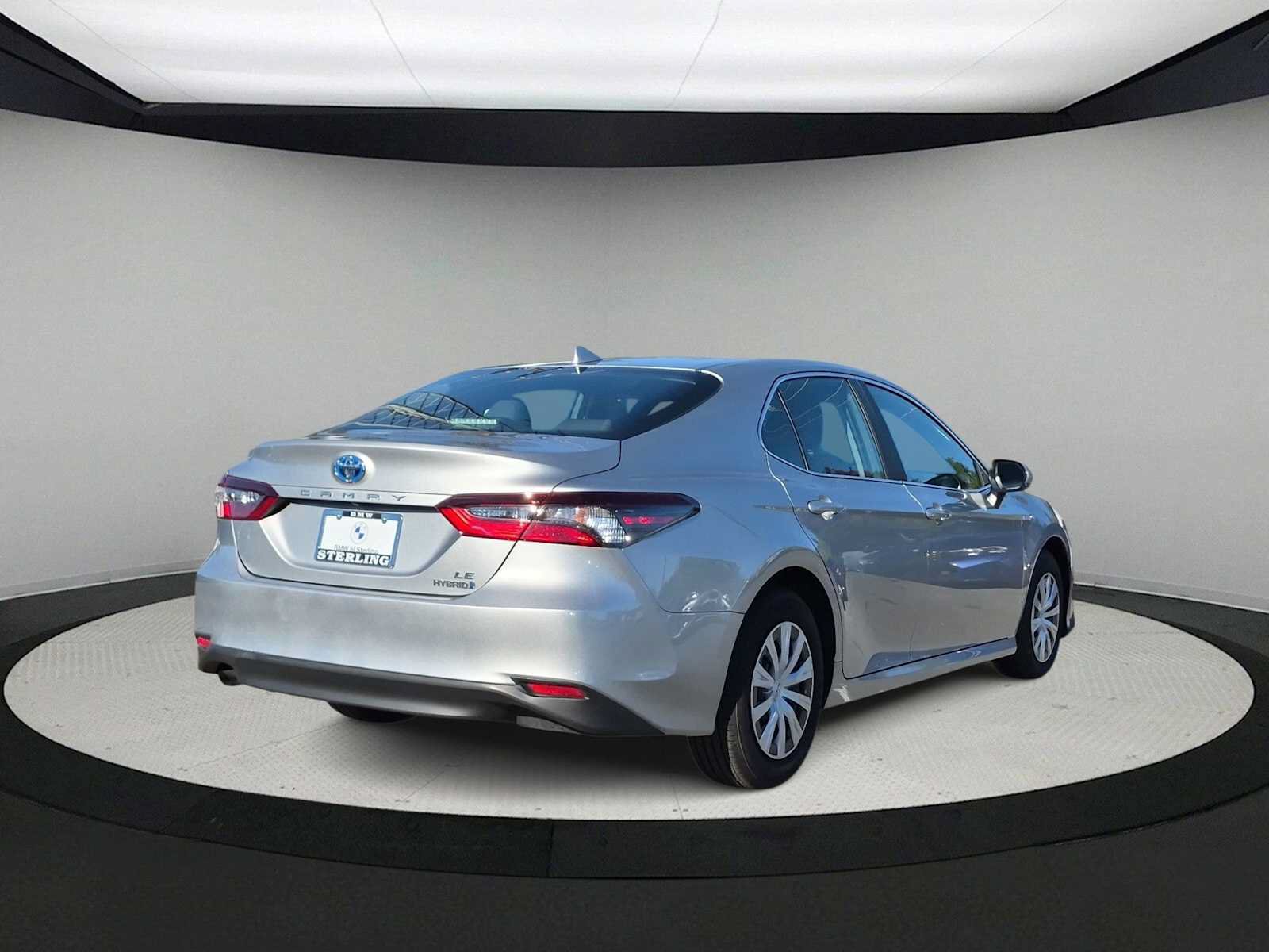 Used 2021 Toyota Camry LE FWD image 8