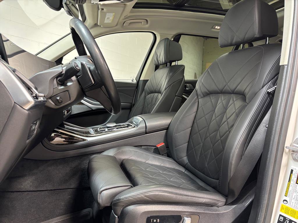 Used 2023 BMW X7 xDrive40i w/ Premium Package AWD/4WD image 23