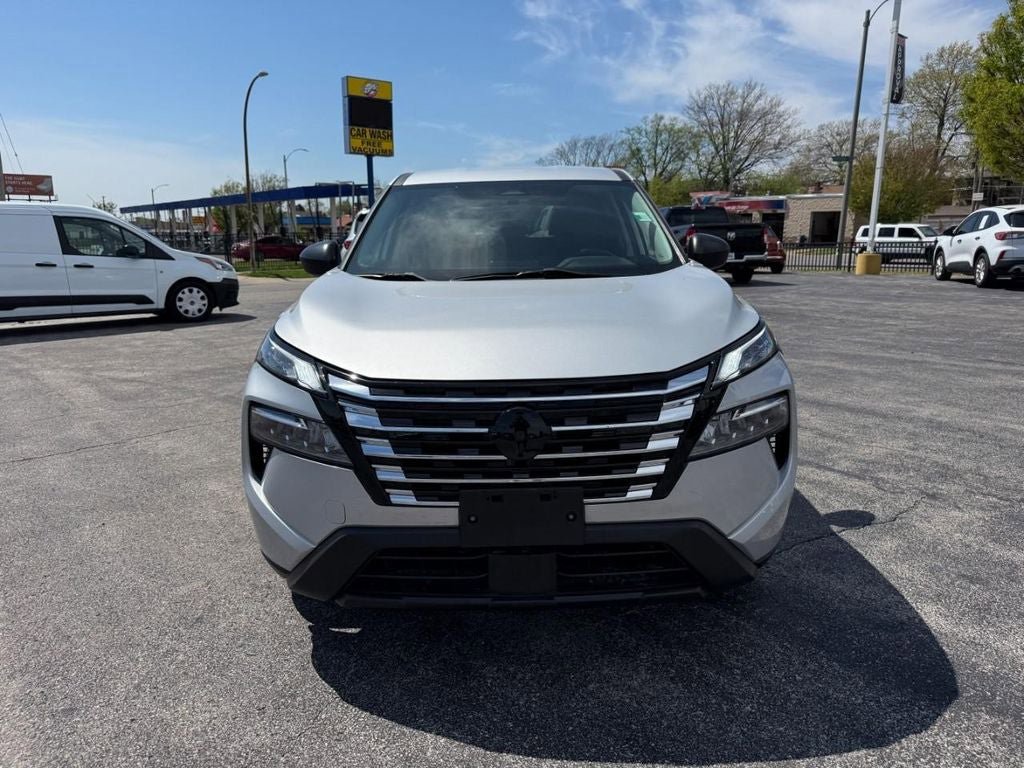 Used 2024 Nissan Rogue S FWD image 6