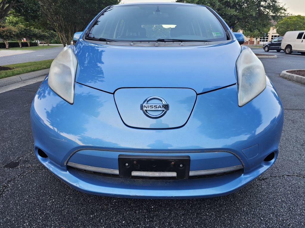Used 2013 Nissan Leaf S w/ Charger Pkg FWD image 10