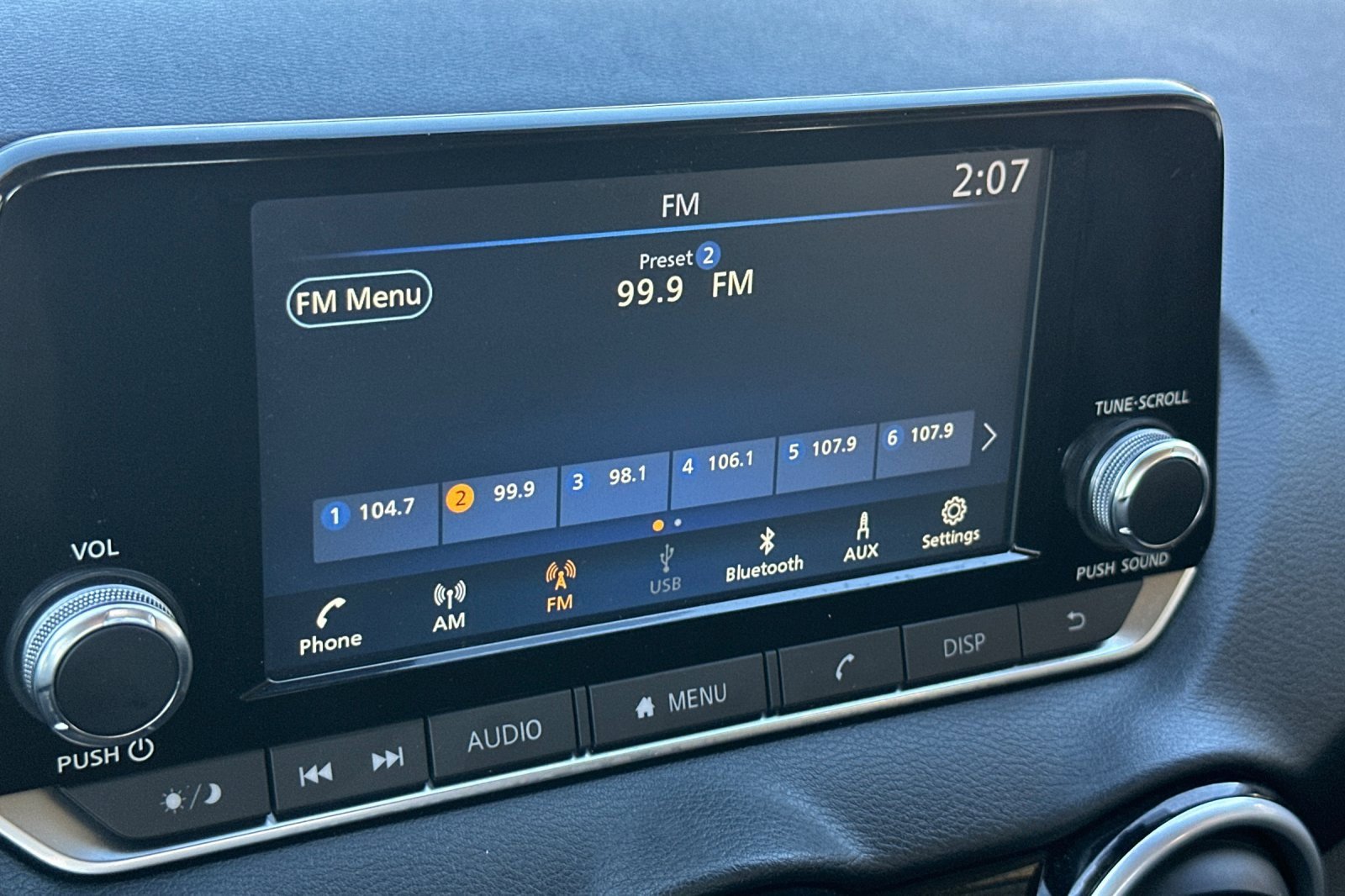 Used 2025 Nissan Sentra S image 17