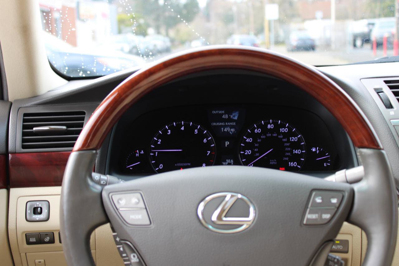 Used 2010 Lexus LS 460 L image 8