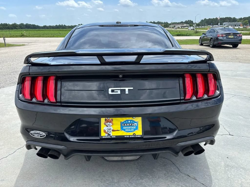 Used 2019 Ford Mustang GT Premium w/ GT Performance Package RWD image 5