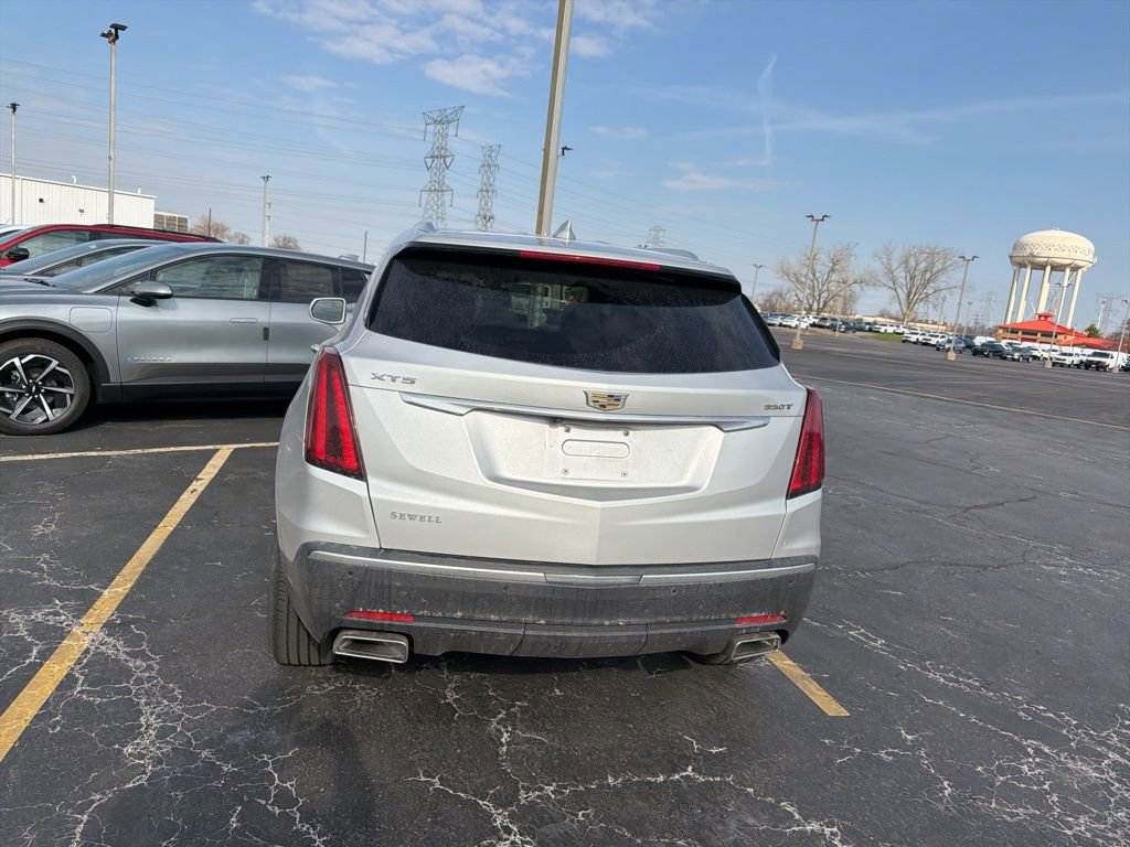Used 2020 Cadillac XT5 Luxury image 3
