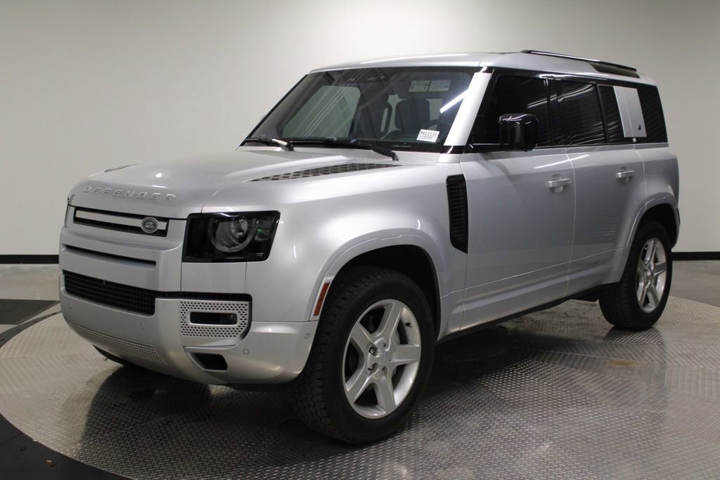 Used 2022 Land Rover Defender 110 XS Edition AWD/4WD image 1