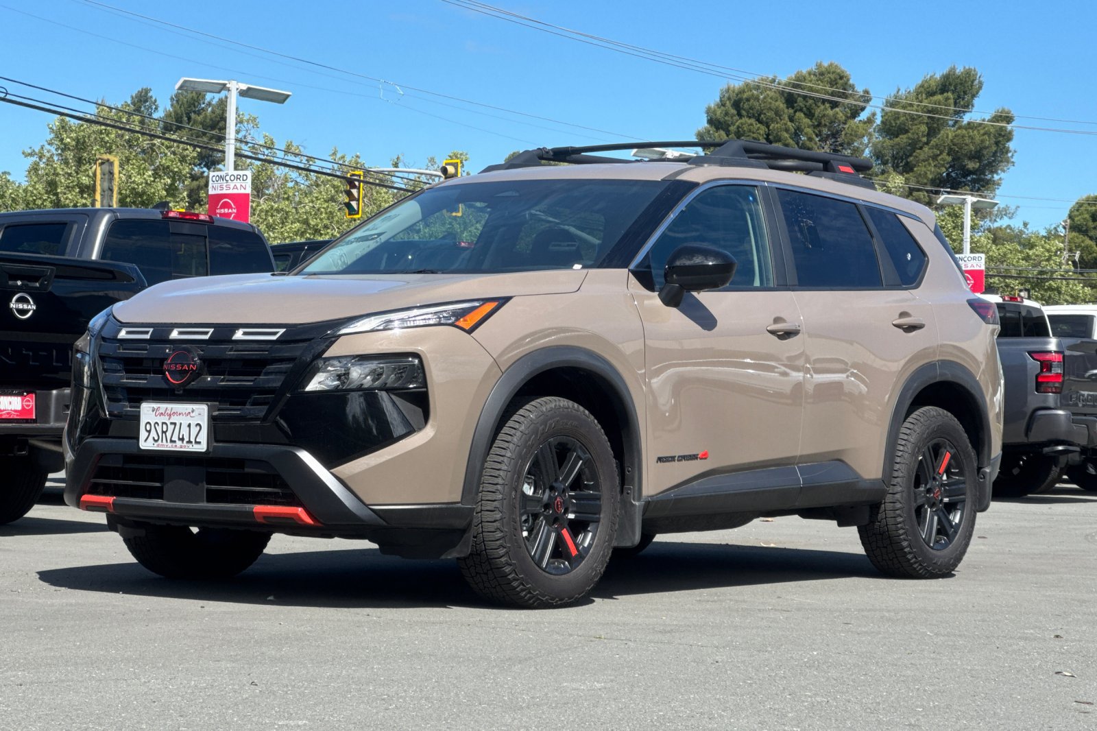Certified 2025 Nissan Rogue SV AWD/4WD image 8