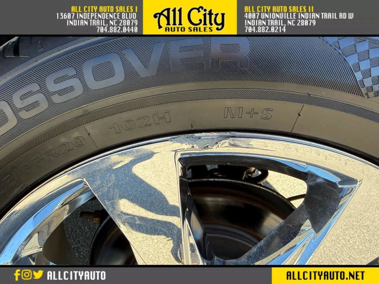 Used 2010 Cadillac SRX Premium image 41