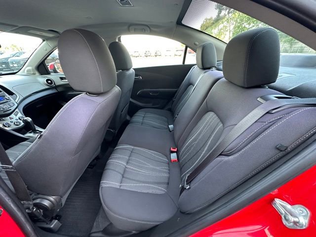 Used 2014 Chevrolet Sonic LT FWD image 27