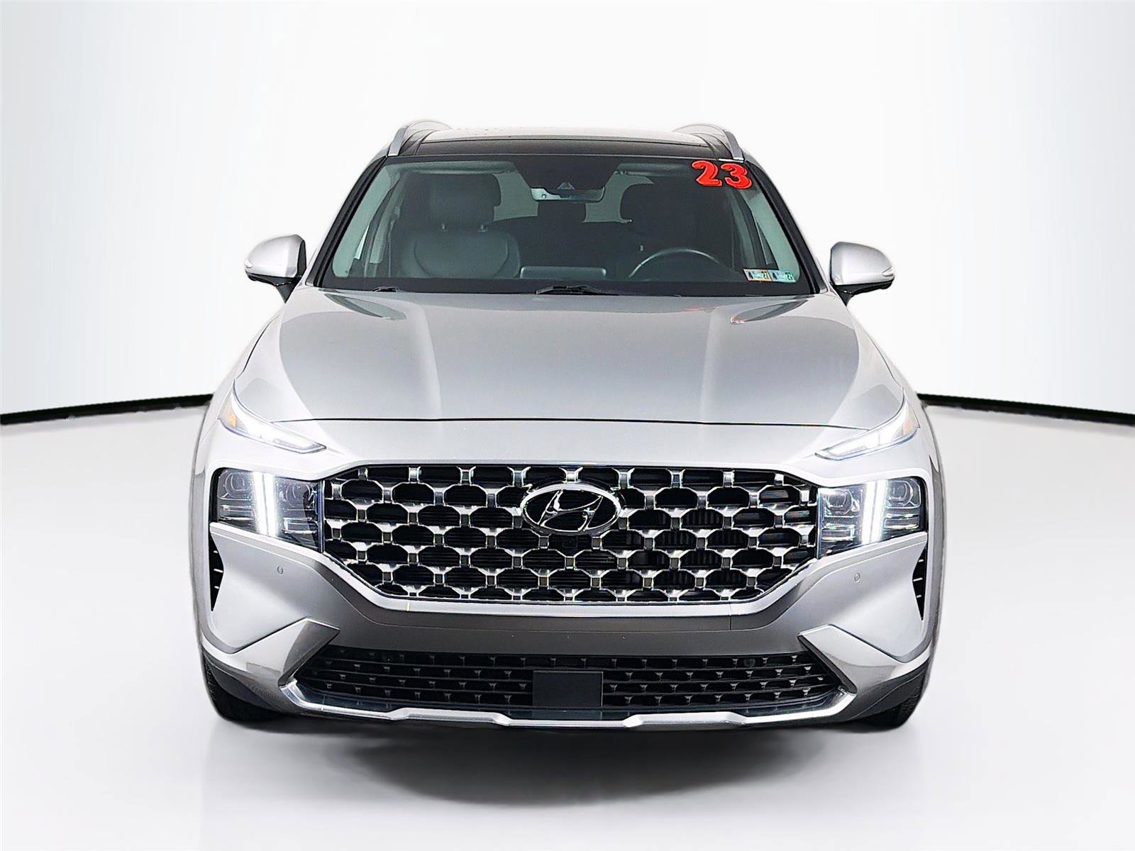 Used 2023 Hyundai Santa Fe Limited AWD/4WD image 2
