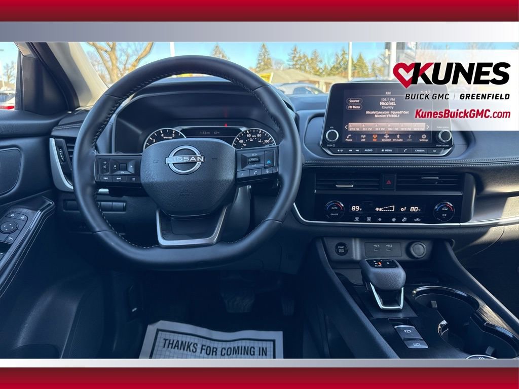 Used 2025 Nissan Rogue SV AWD/4WD image 33