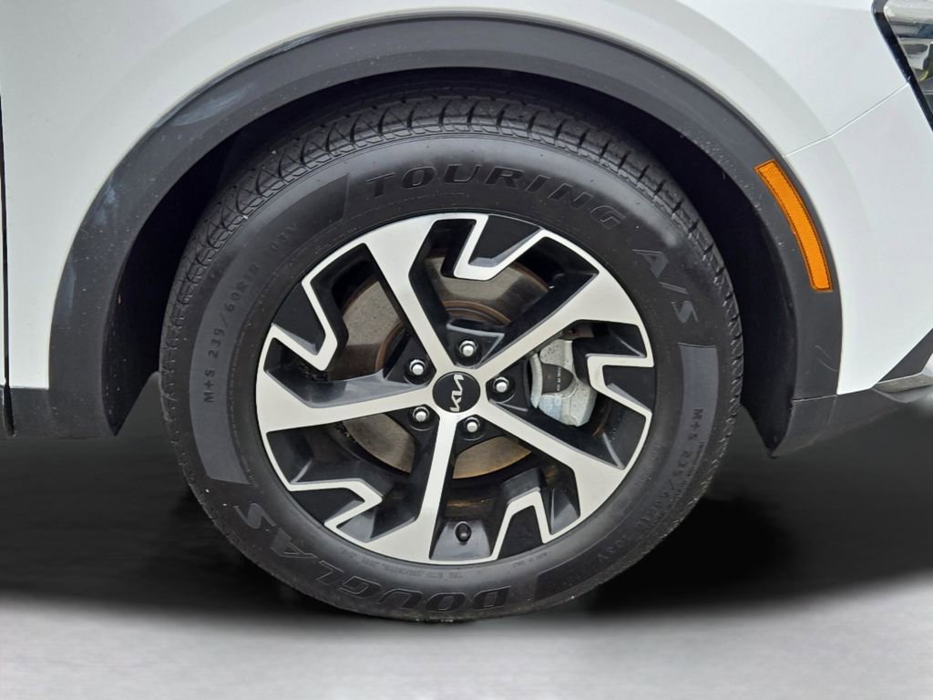 Used 2023 Kia Sportage EX image 32