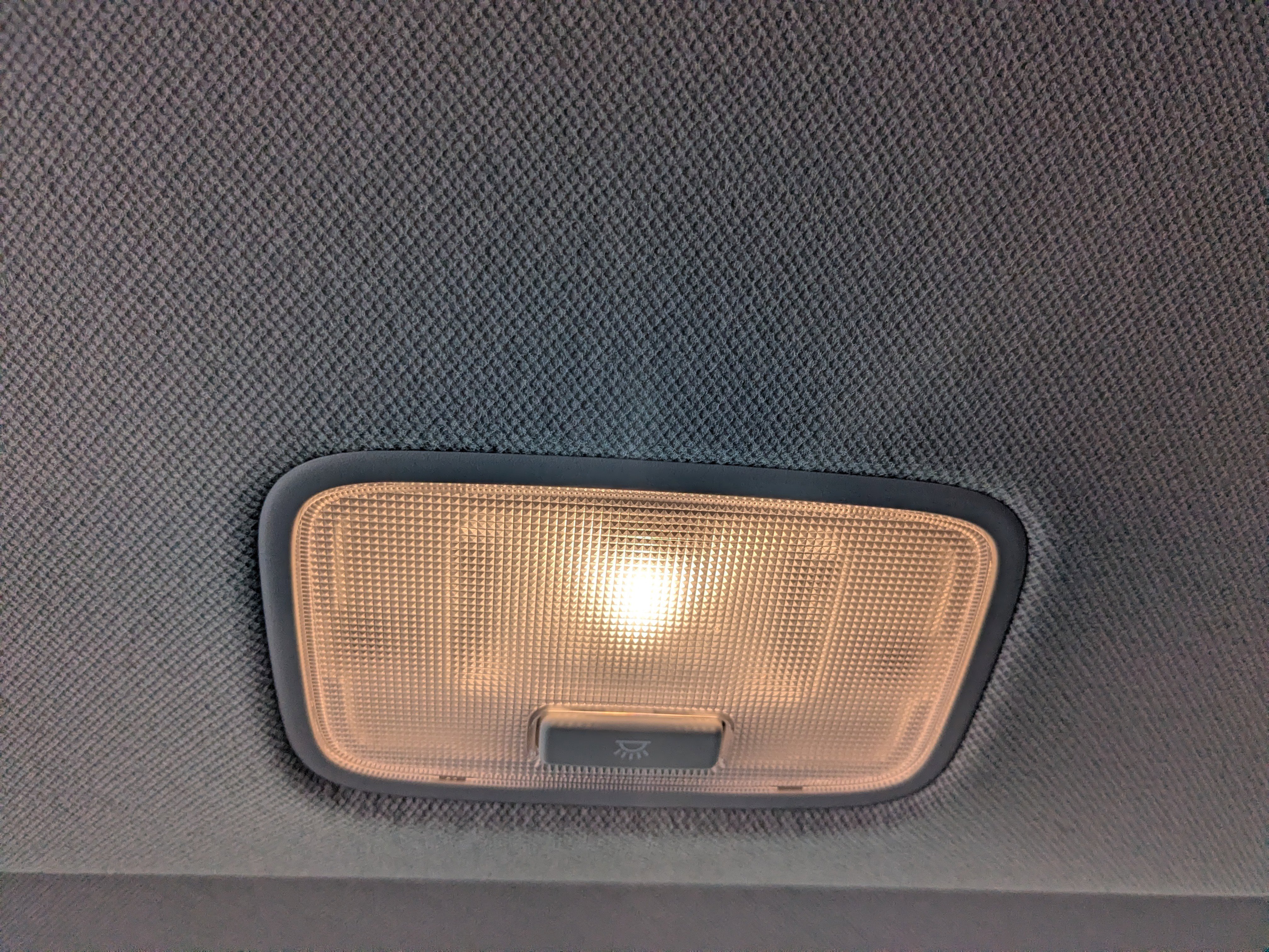 Used 2023 Hyundai Elantra Limited image 14