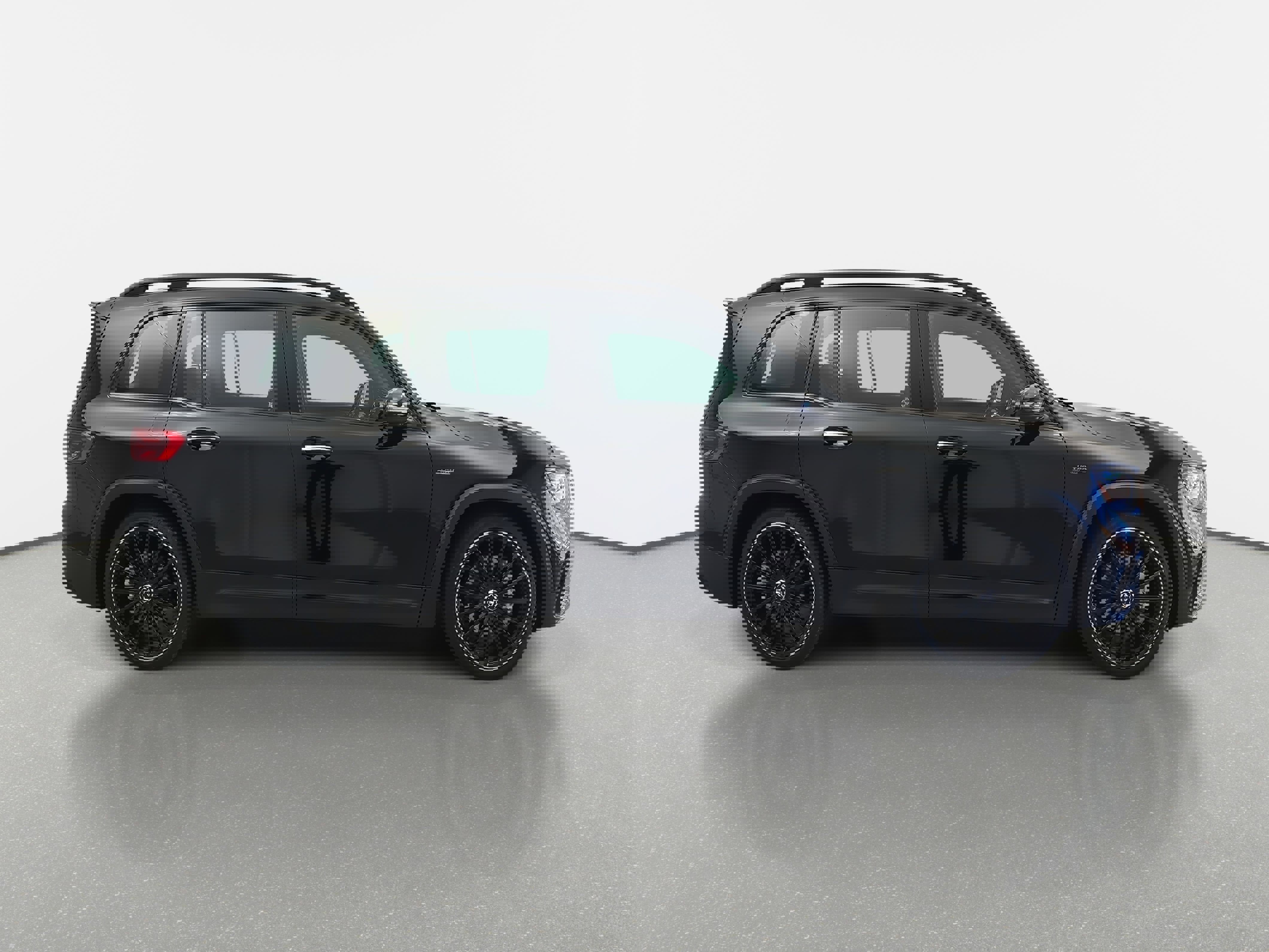 Used 2025 Mercedes-Benz GLB 35 AMG 4MATIC image 4