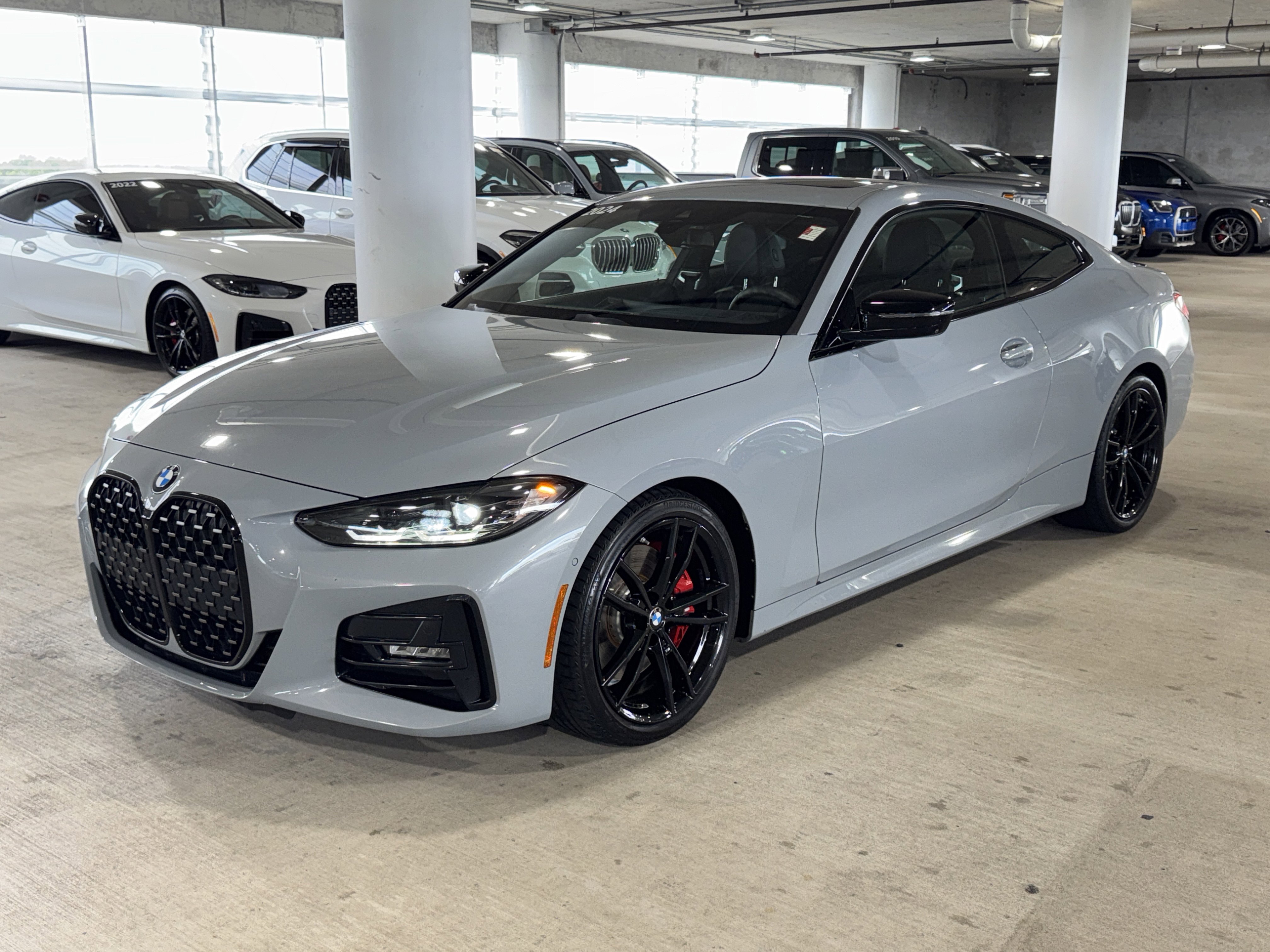 Used 2024 BMW 430i Coupe w/ M Sport Package RWD image 4